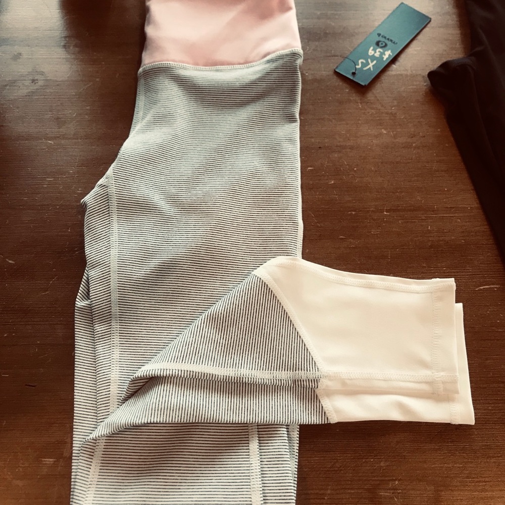 Mono B leggings small